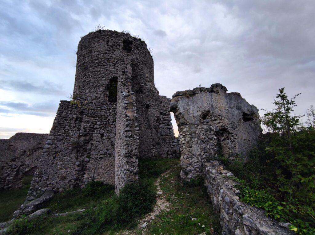 Castello abbandonato Campania