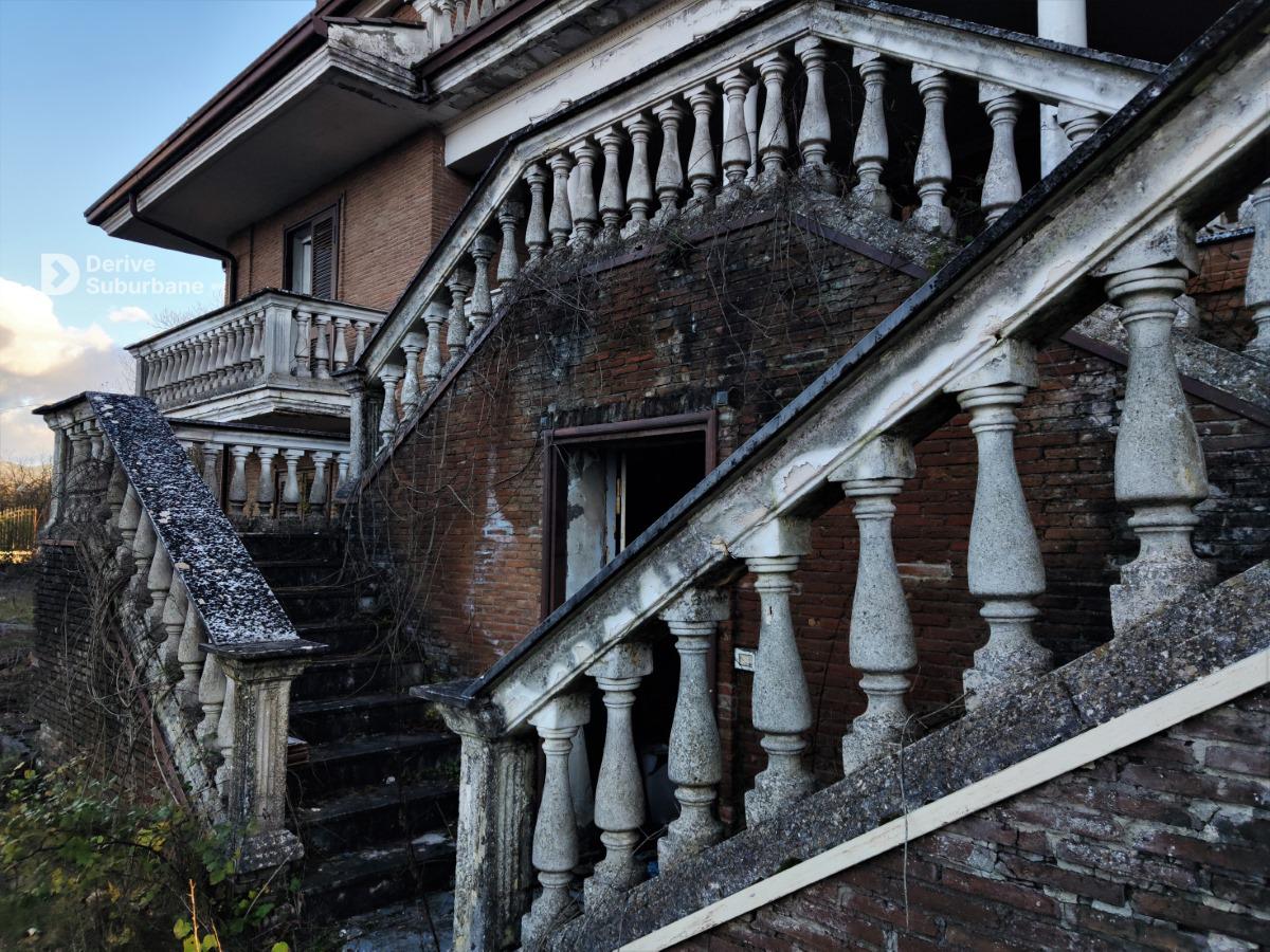 Campania - villa abbandonata
