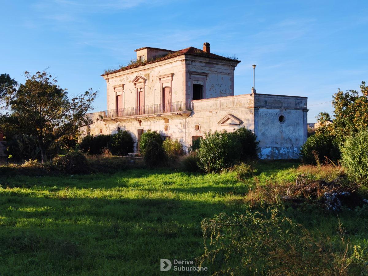 Villa ottocentesca abbandonata